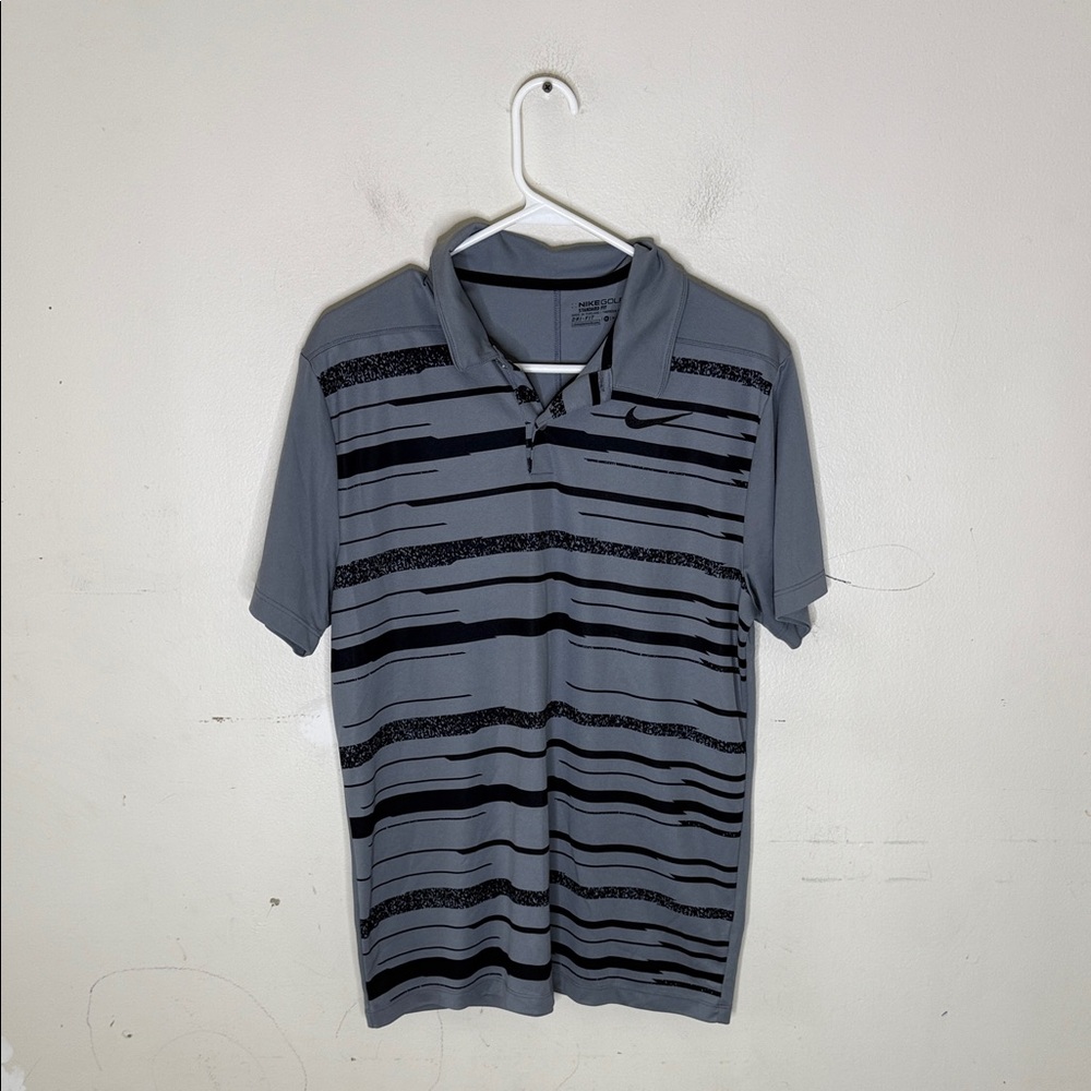 Nike Golf Men's Polo Shirt in Gray with Black Stripes Size Medium